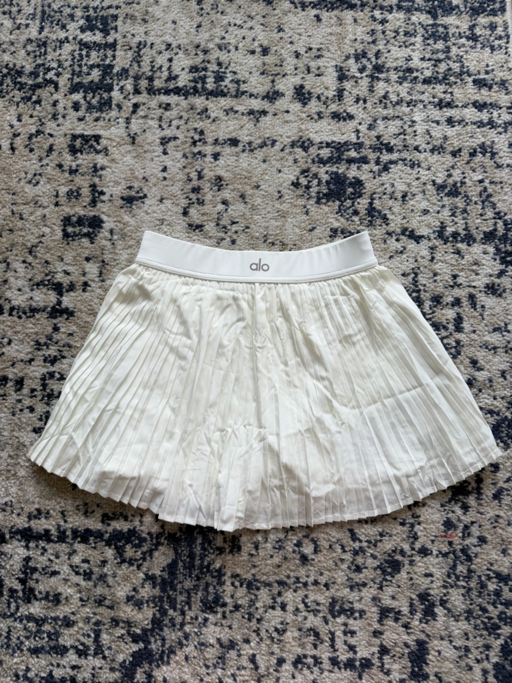 ALO Yoga White Pleated Mini Skirt